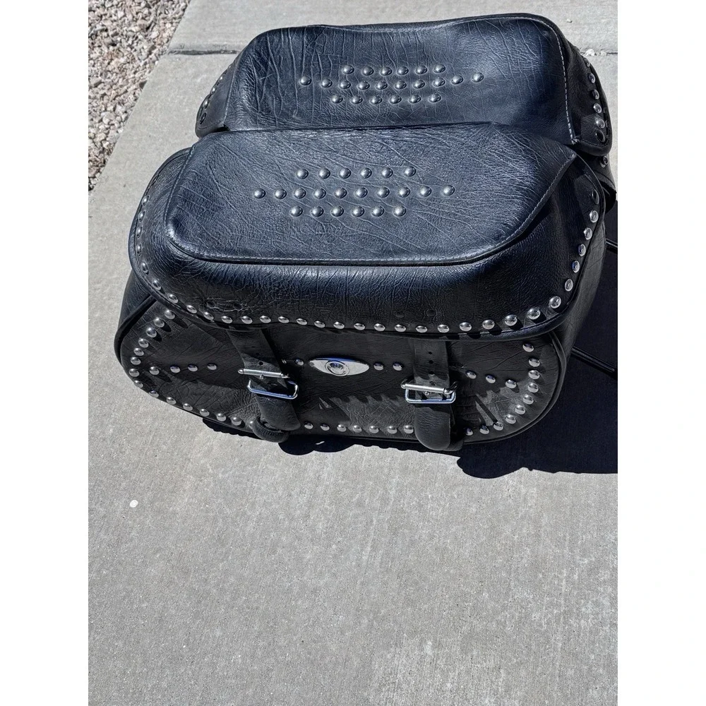 00-06 Harley Davidson Heritage Softail FLSTCI Saddle Bags SaddleBags